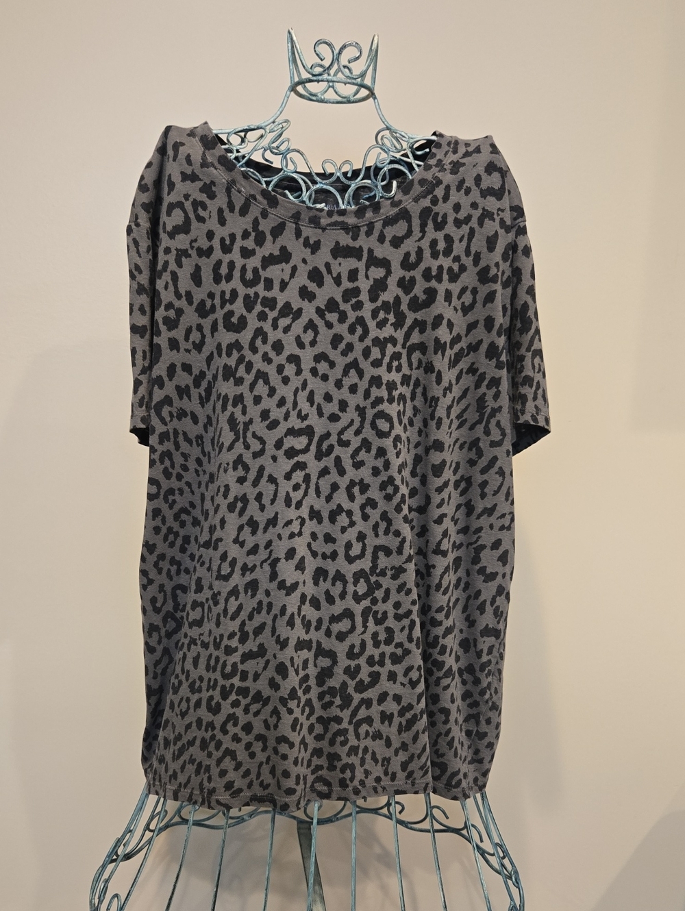 Lucky Brand Grey Leopard Print Short Sleeve Tee